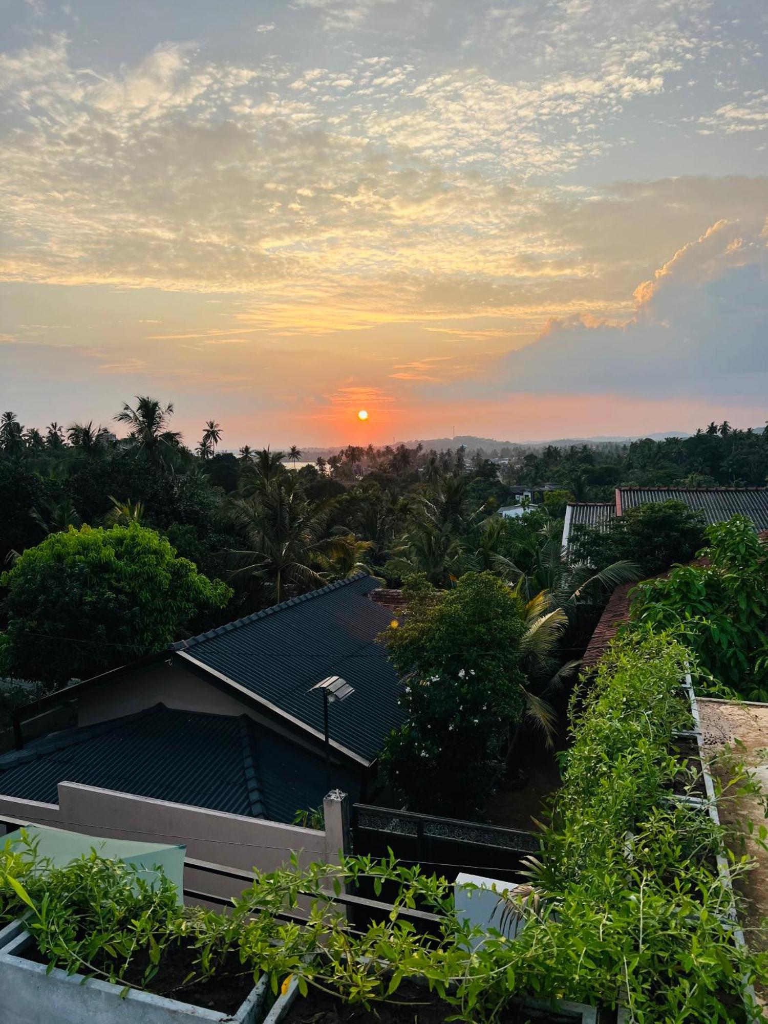 Bed and Breakfast Sunset Bay Dikwella Exterior foto